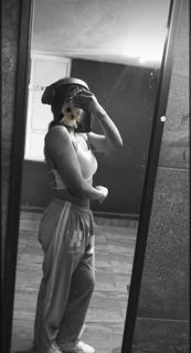 Unas amigas  preview 4