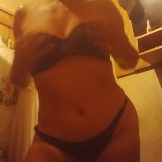 Darleila coroa magrinha safada preview 3