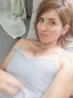 Hermosa enfermera amateur preview 33