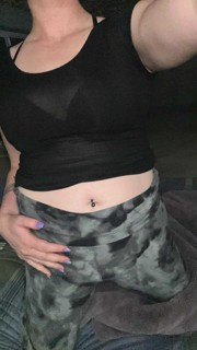 Curvy Brunette Slut’s Selfies