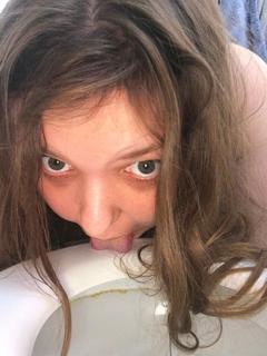 Down Fall of Chunks bimbo to Pig preview 30