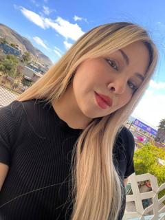 Guerita tetona expuesta preview 15