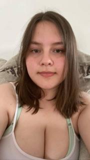 Putita gorda culona y tetona expuesta preview 7