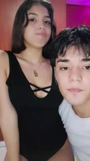 Chica con su Hermano pt.1 preview 1