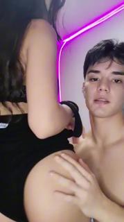 Chica con su hermano pt. 4 preview 1