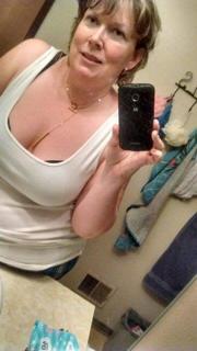 mom's sexy selfies  preview 5