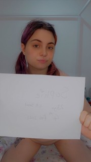 UK based Sophie preview 21