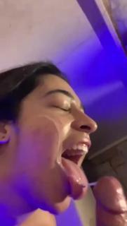 Irmã mamando irmão  preview 1