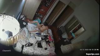 Daddy and Daughter on IP Cam preview 3