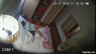 Daddy and Daughter on IP Cam preview 6
