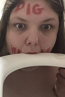 Down Fall of Chunks bimbo to Pig preview 37