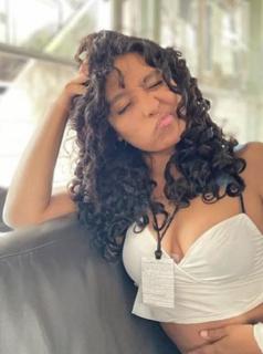 Skinny hair curly preview 5