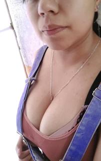 Puta flaquita tetona expuesta preview 7