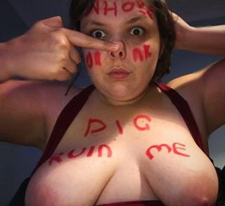 Down Fall of Chunks bimbo to Pig preview 46