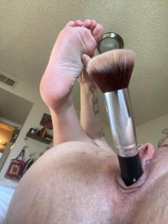 dumbsluts preview 10