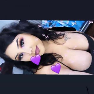 Fat ass Latina webslut Cynthia preview 5