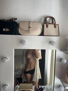 Hermosa culona expuesta preview 26