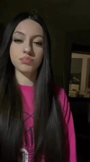 Slut showing tits and holes preview 4