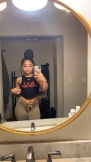 Light skin ebony Essenceeee preview 6