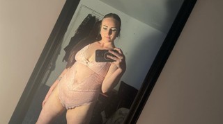 Curvy Brunette Slut’s Selfies preview 2