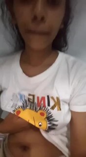 Nibbi showing boobs preview 2