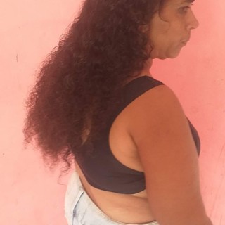 Vazou!!! Edilene coroa sapeca do peitudao