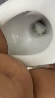 Made PAWG KIK ANAL ONLY TOILET TRAMP grind cunt on a public toilet because she’s pathetic 🚽😵‍💫😂 preview 1