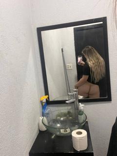 Guerita tetona expuesta preview 34