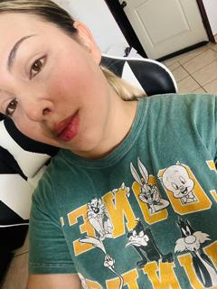 Guerita tetona expuesta preview 12