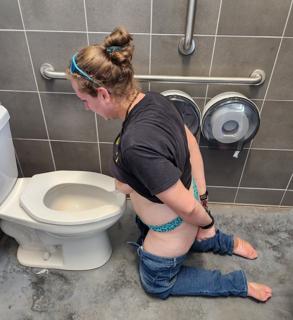 Humiliated Hog preview 7