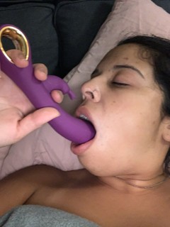 Amateur Latina preview 8